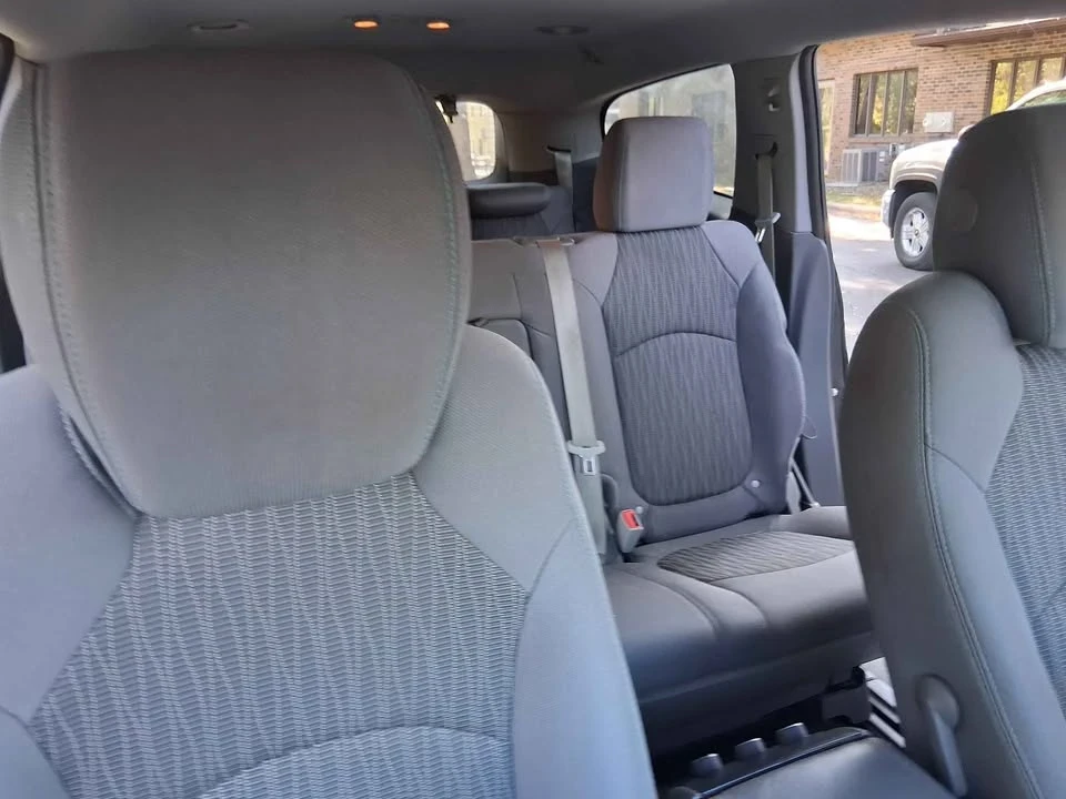 2014 Chevrolet Traverse - Image 9 of 15