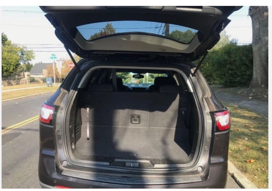2014 Chevrolet Traverse - Image 2 of 13