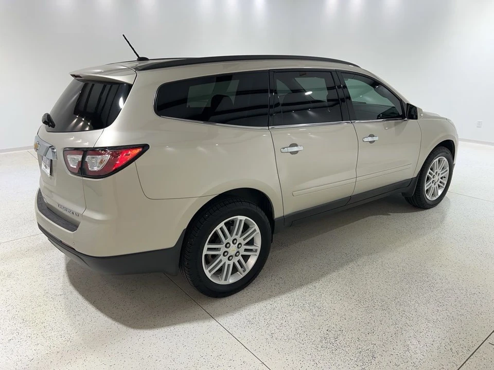 2014 Chevrolet Traverse - Image 4 of 21