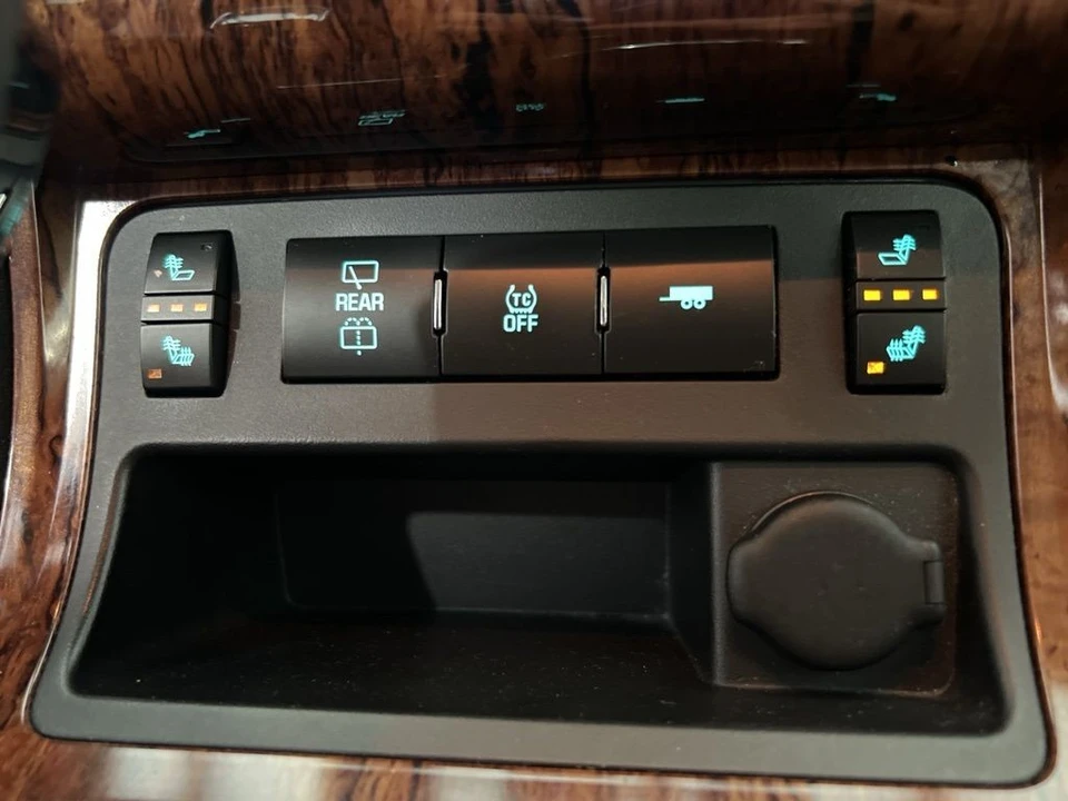 2014 Chevrolet Traverse - Image 15 of 21