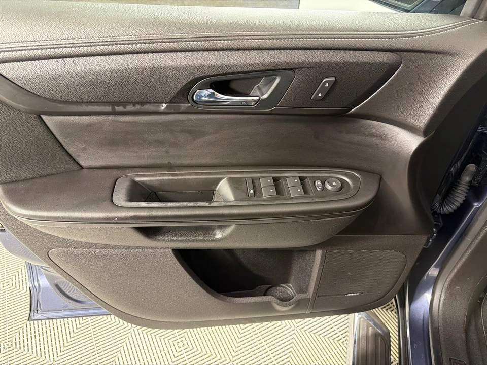 2014 Chevrolet Traverse - Image 13 of 21
