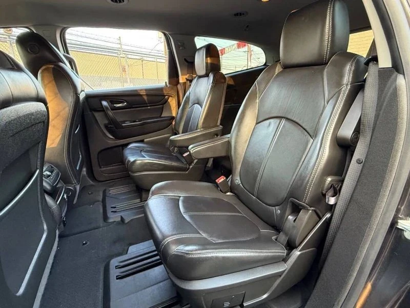 2014 Chevrolet Traverse - Image 11 of 12