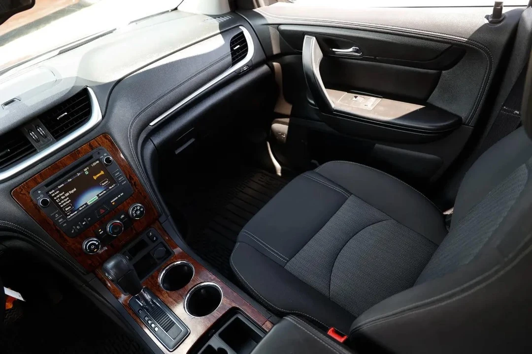 2014 Chevrolet Traverse - Image 20 of 21