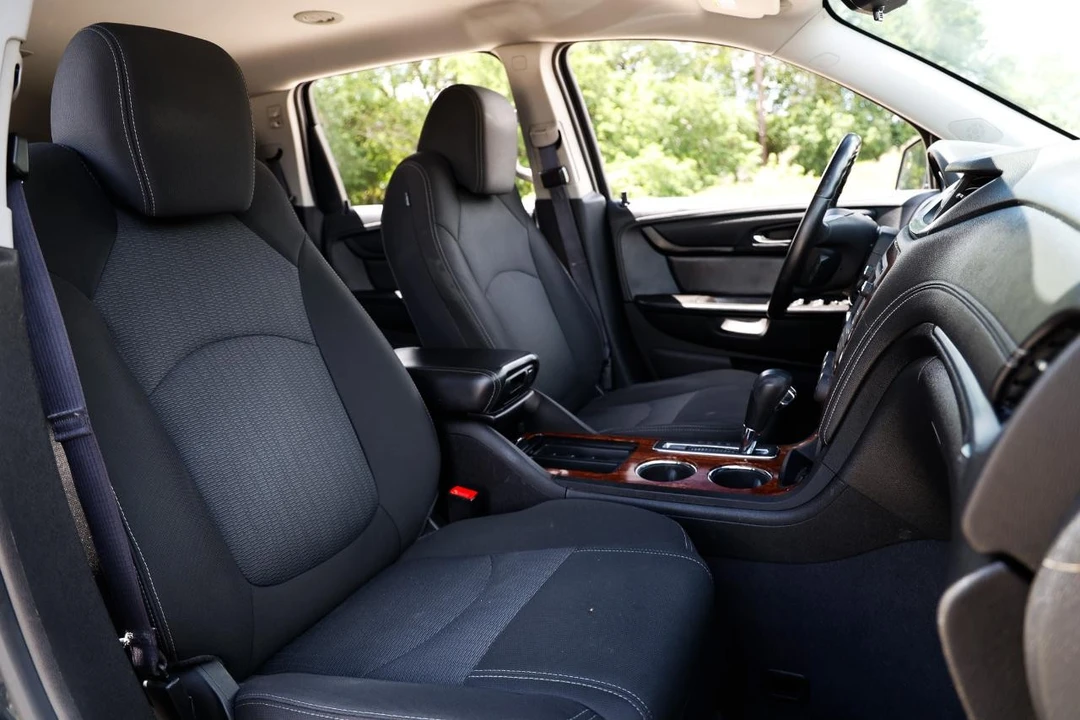 2014 Chevrolet Traverse - Image 16 of 21