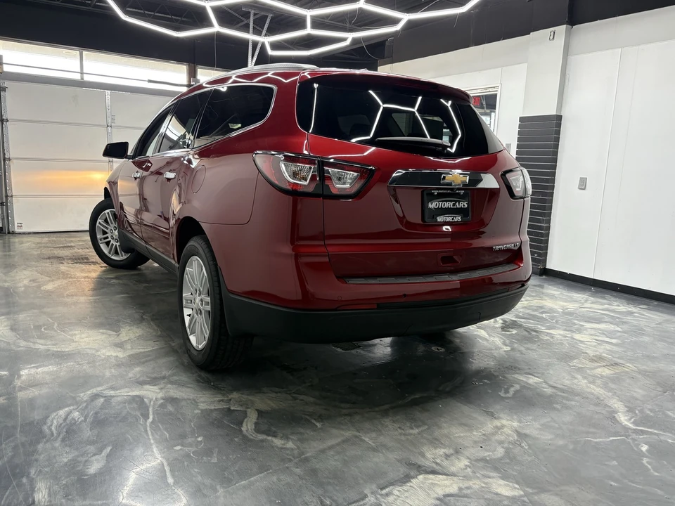 2014 Chevrolet Traverse - Image 8 of 21