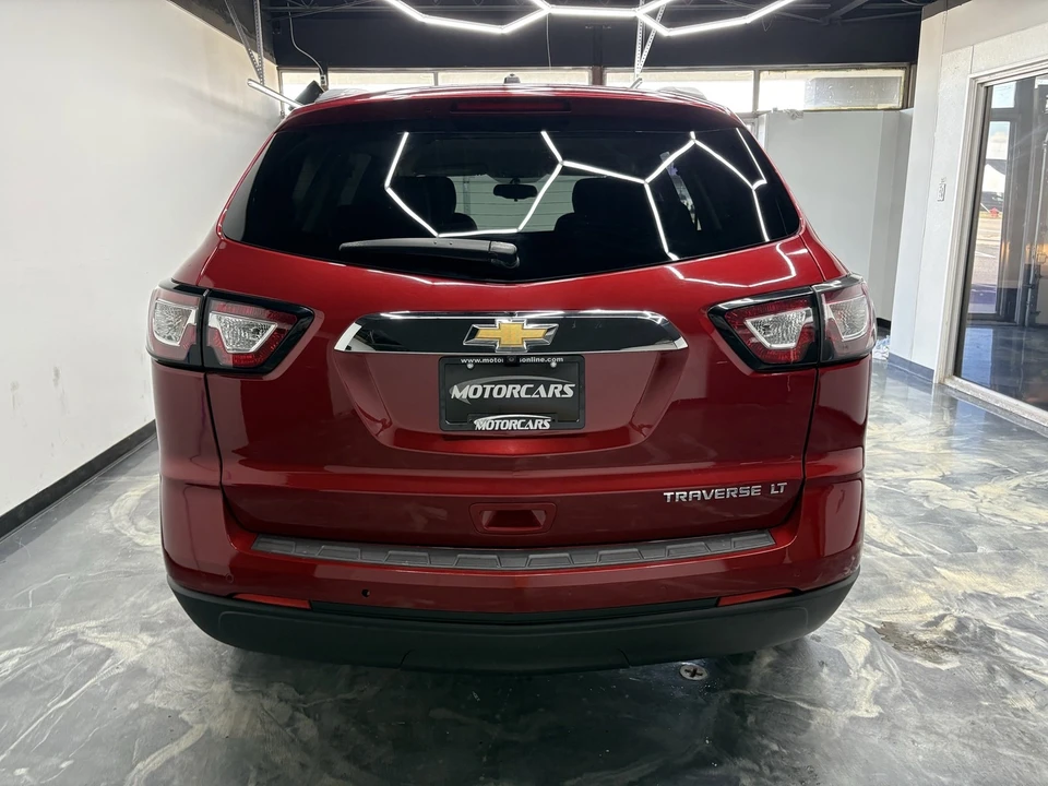 2014 Chevrolet Traverse - Image 10 of 21