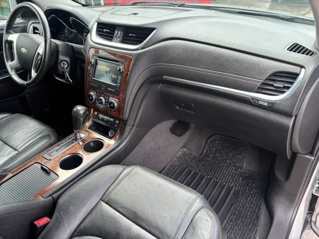 2014 Chevrolet Traverse - Image 10 of 21