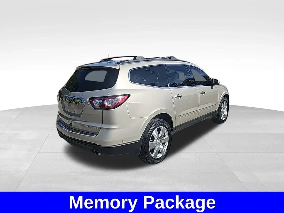 2014 Chevrolet Traverse - Image 5 of 12