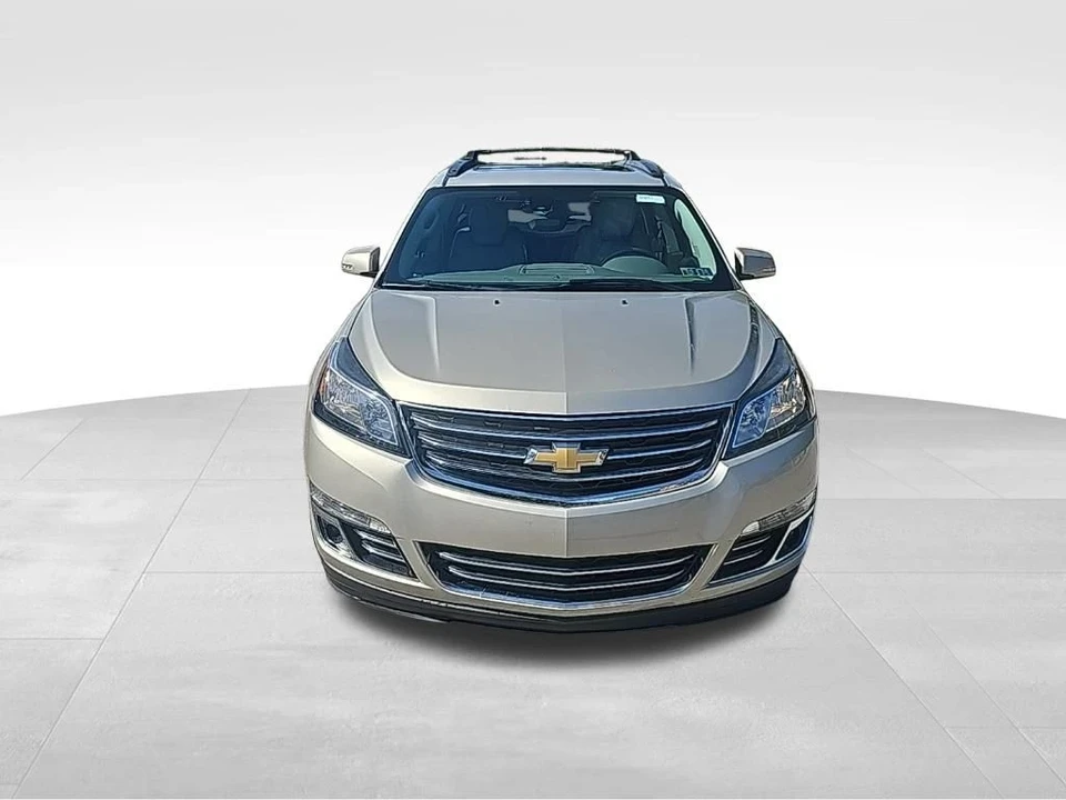 2014 Chevrolet Traverse - Image 2 of 12