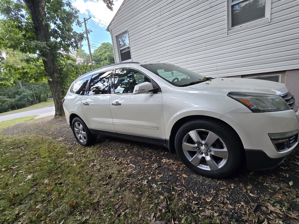 2014 Chevrolet Traverse - Image 3 of 13