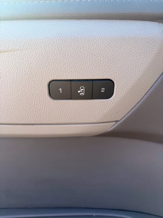 2014 Chevrolet Traverse - Image 16 of 21