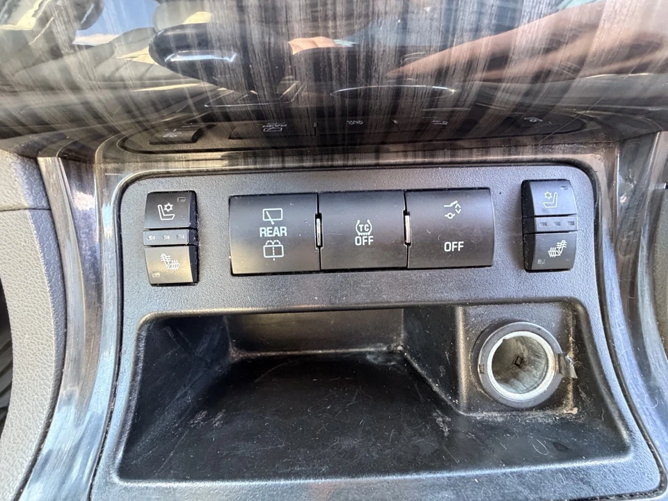 2014 Chevrolet Traverse - Image 10 of 20