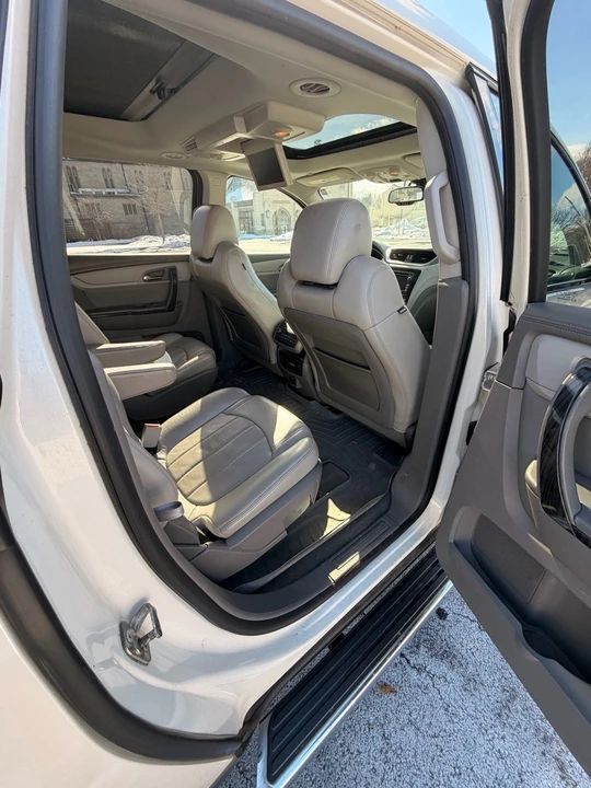 2014 Chevrolet Traverse - Image 12 of 20