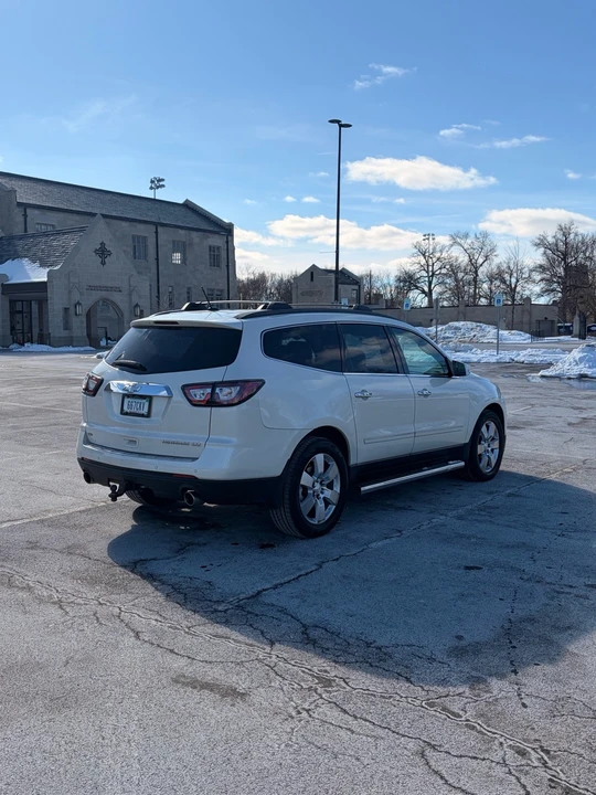 2014 Chevrolet Traverse - Image 4 of 21