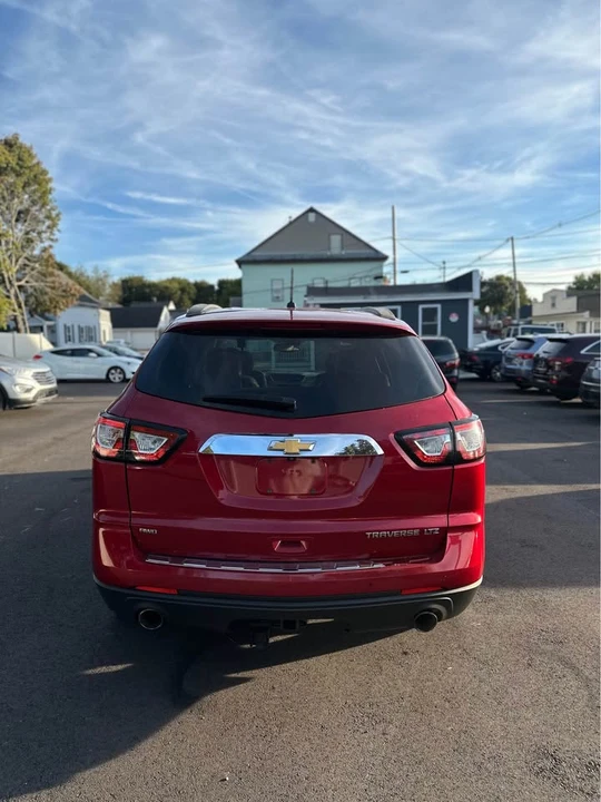 2014 Chevrolet Traverse - Image 5 of 11