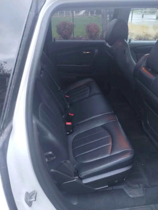 2014 Chevrolet Traverse - Image 3 of 10