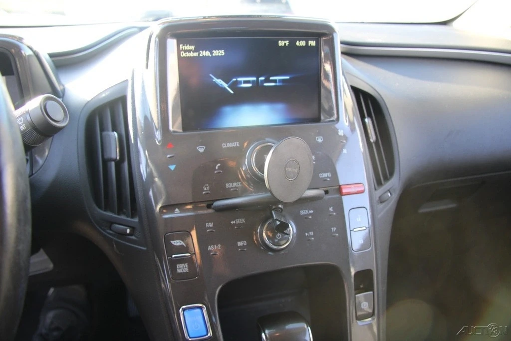 2014 Chevrolet Volt - Image 18 of 21