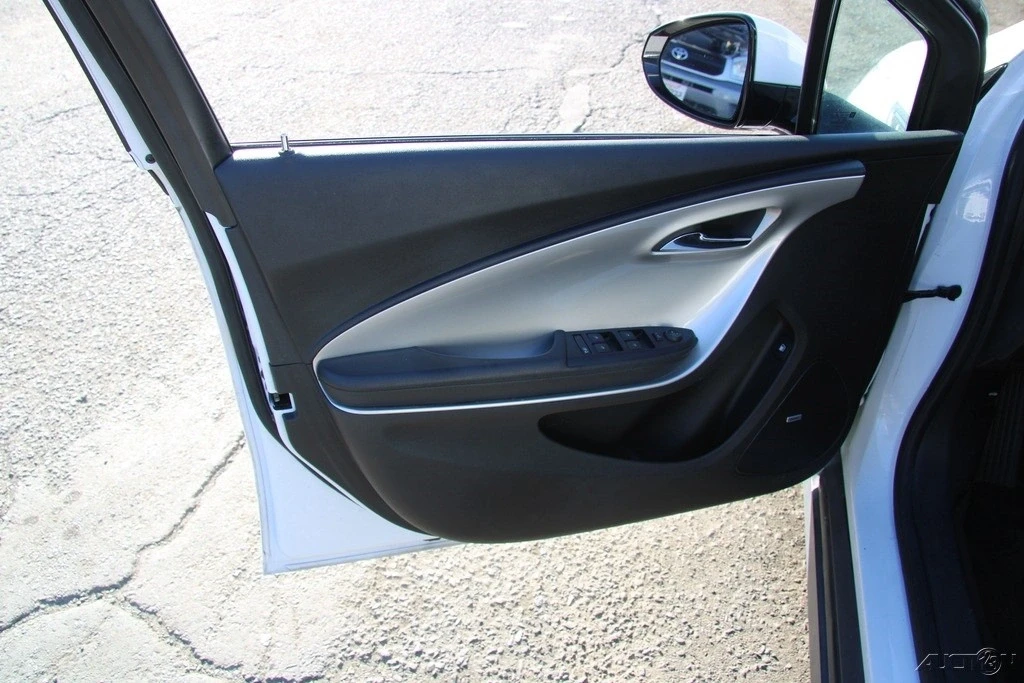 2014 Chevrolet Volt - Image 11 of 21