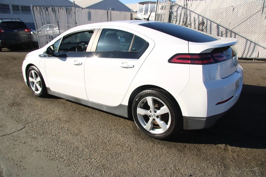 2014 Chevrolet Volt - Image 6 of 21