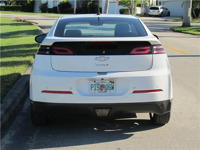 2014 Chevrolet Volt - Image 4 of 12