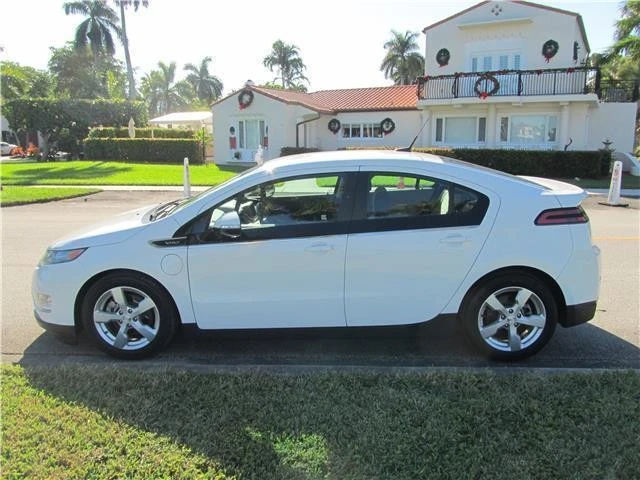 2014 Chevrolet Volt - Image 7 of 12