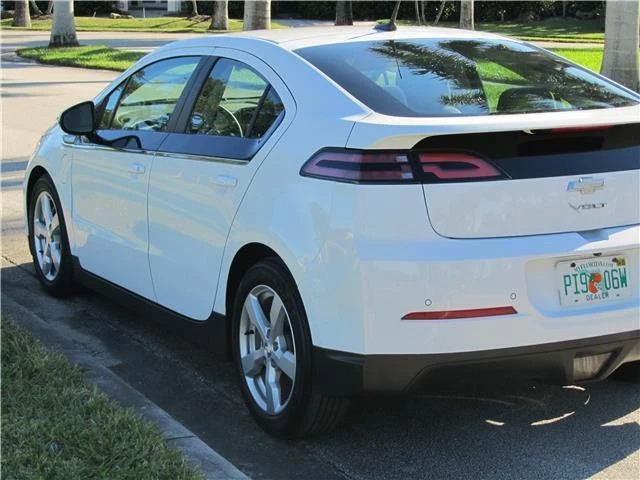 2014 Chevrolet Volt - Image 5 of 12