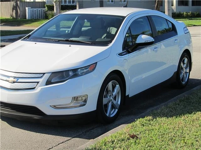 2014 Chevrolet Volt - Image 9 of 12