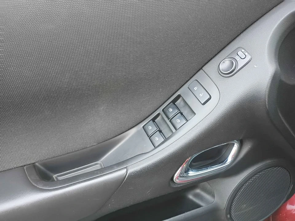 2014 Chevrolet Camaro 5th Gen - Image 7 of 9