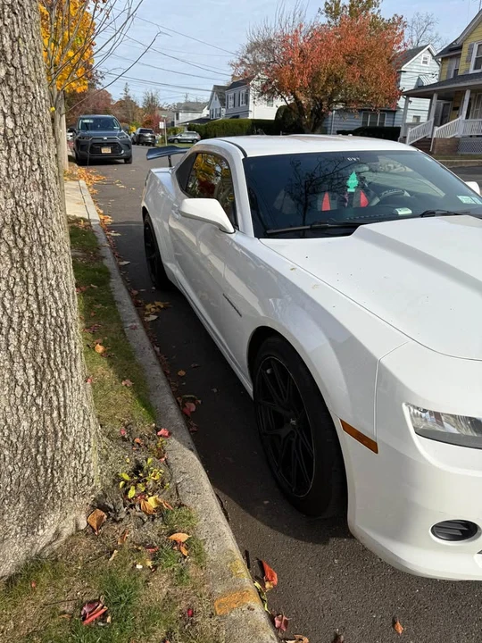 2014 Chevrolet Camaro 5th Gen - Image 2 of 3
