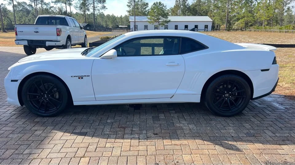 2014 Chevrolet Camaro 5th Gen - Image 9 of 11