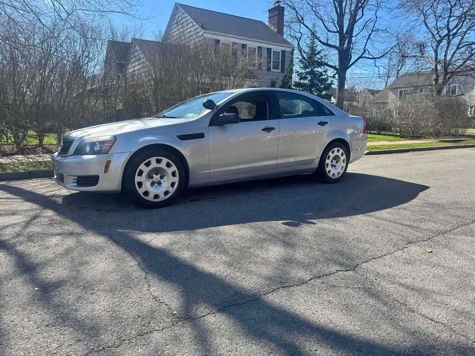 2014 Chevrolet Caprice - Image 2 of 15