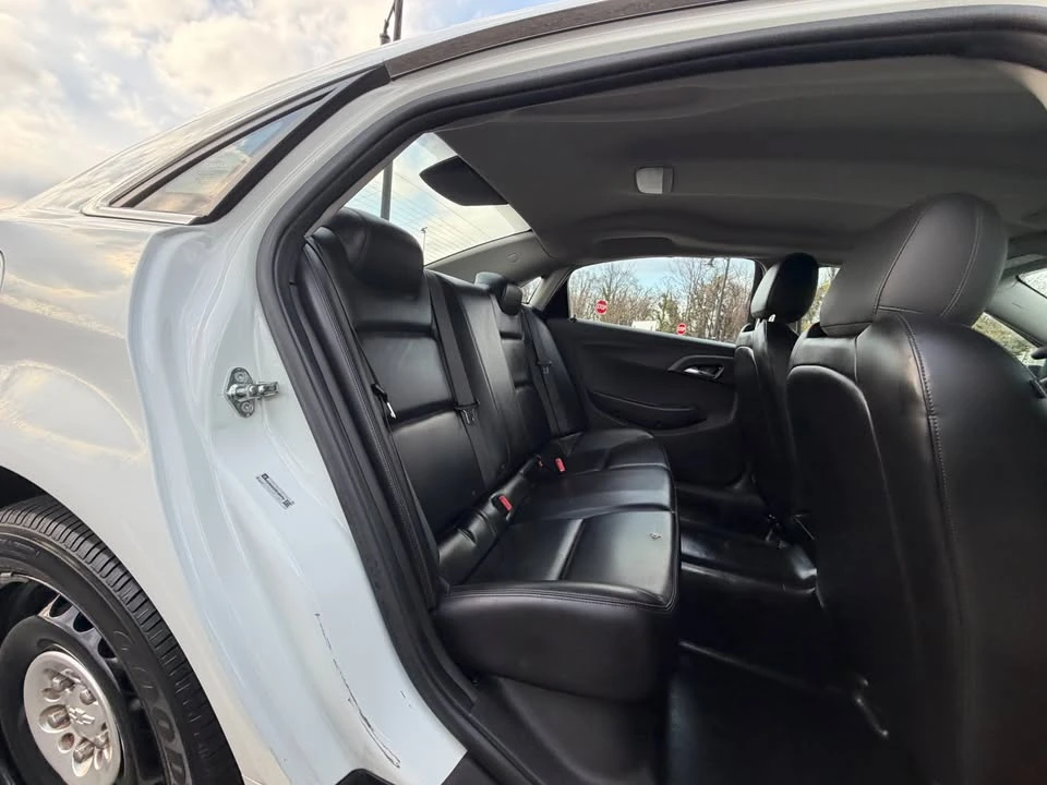 2014 Chevrolet Caprice - Image 13 of 19