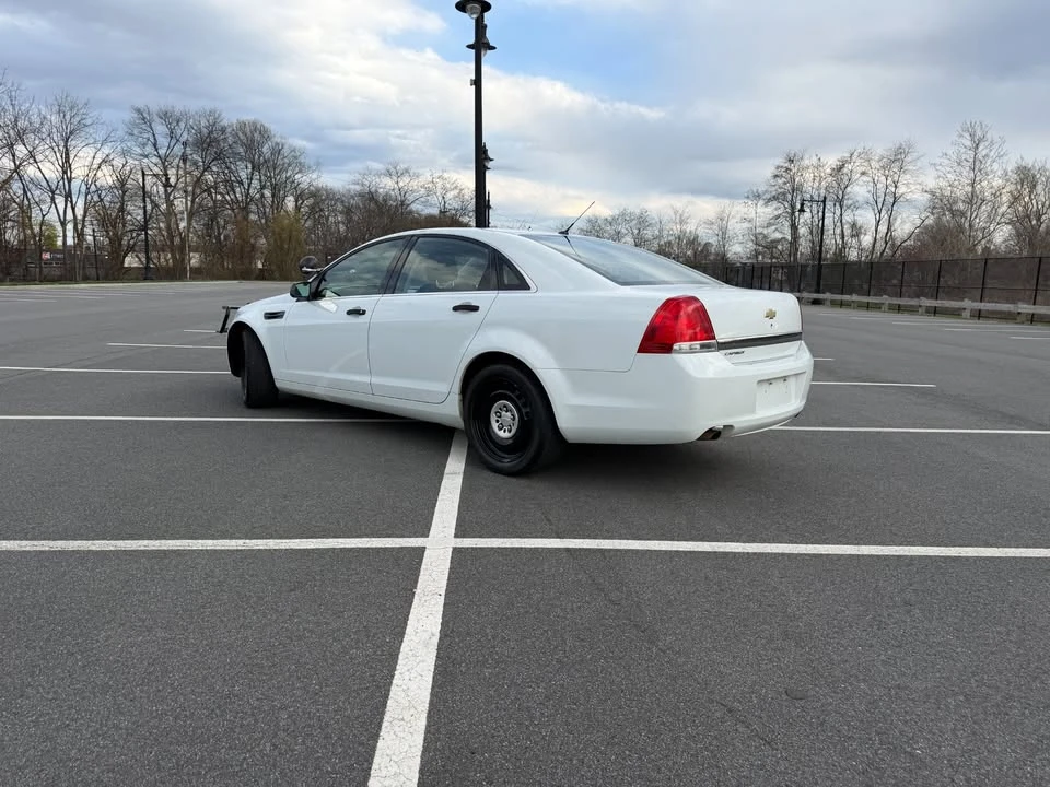 2014 Chevrolet Caprice - Image 2 of 19