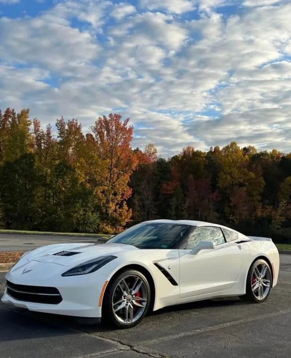 2014 Chevrolet Corvette C7 - Image 2 of 10