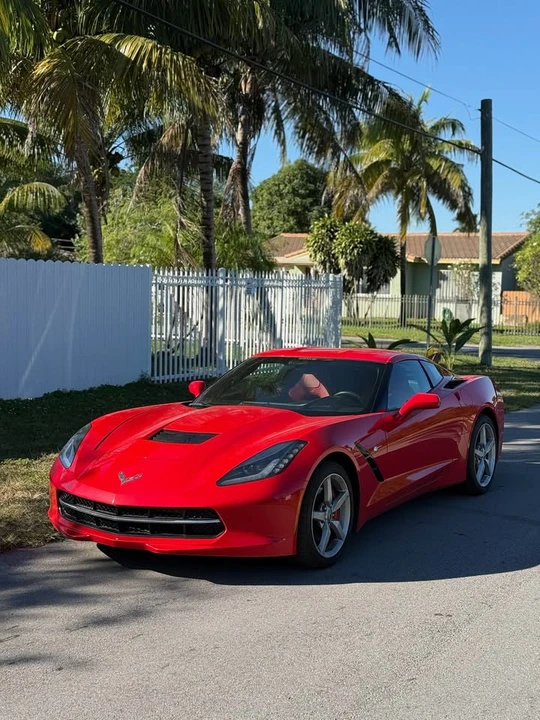 2014 Chevrolet Corvette C7 - Image 2 of 15