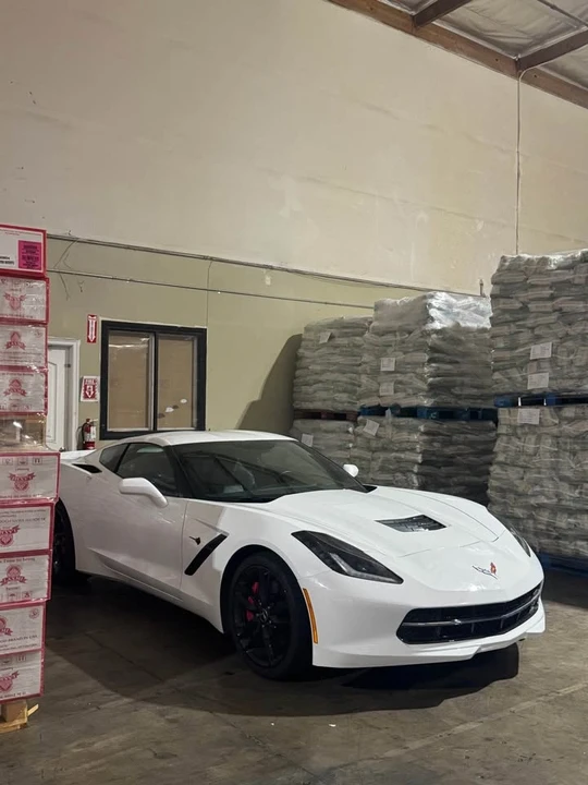 2014 Chevrolet Corvette C7 - Image 2 of 7