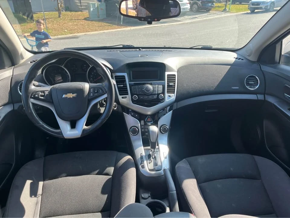 2014 Chevrolet Cruze - Image 8 of 13