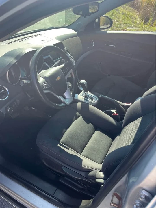 2014 Chevrolet Cruze - Image 11 of 13