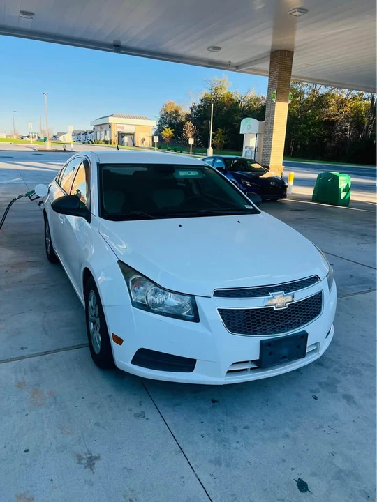 2014 Chevrolet Cruze - Image 9 of 10