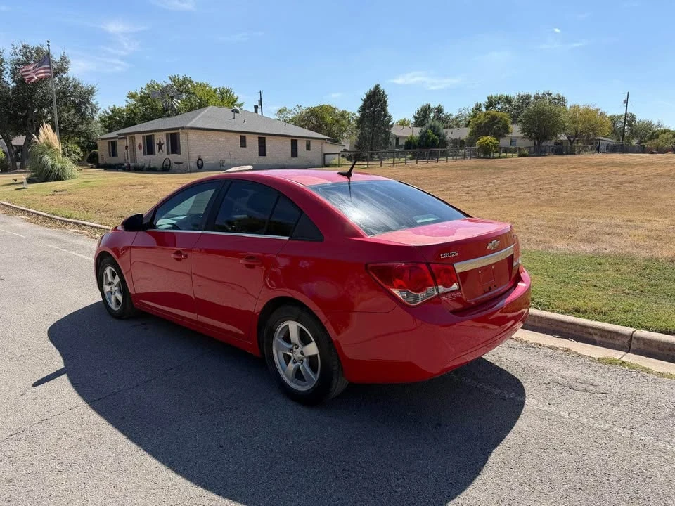 2014 Chevrolet Cruze - Image 2 of 10