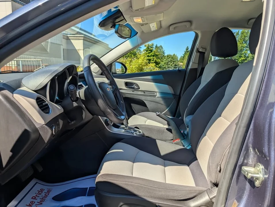 2014 Chevrolet Cruze - Image 9 of 19