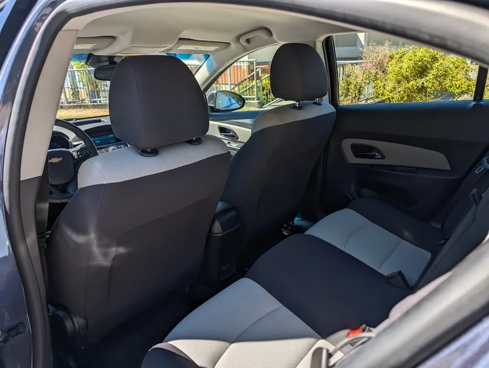 2014 Chevrolet Cruze - Image 5 of 10
