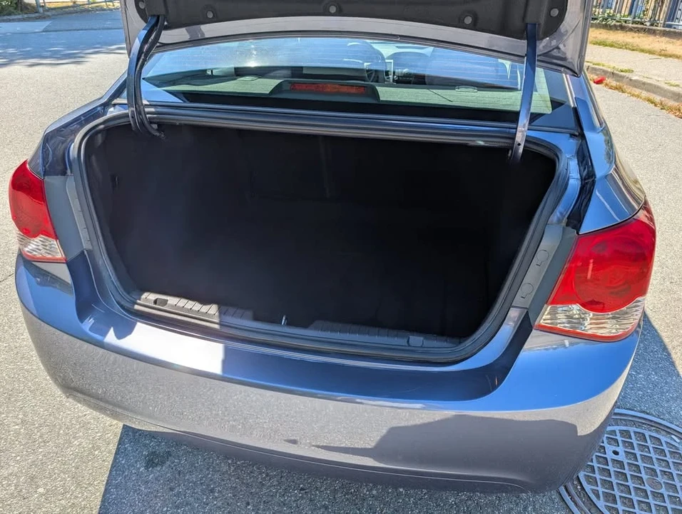 2014 Chevrolet Cruze - Image 9 of 10