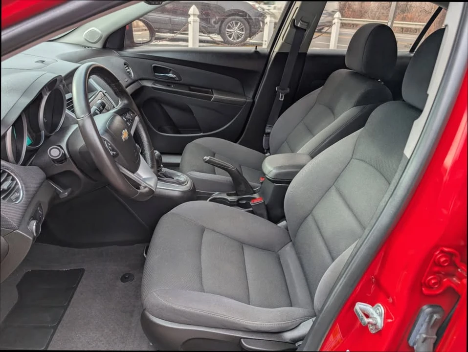 2014 Chevrolet Cruze - Image 8 of 20