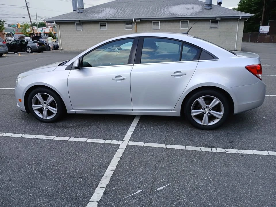 2014 Chevrolet Cruze - Image 4 of 10