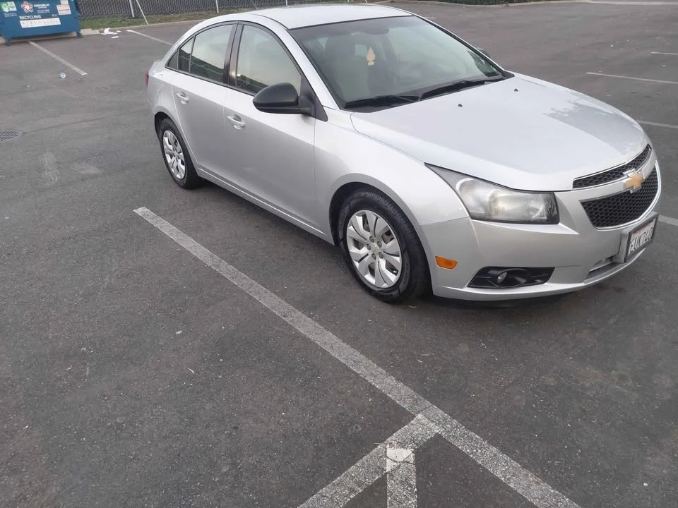 2014 Chevrolet Cruze - Image 2 of 6