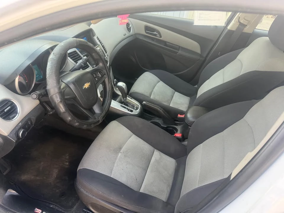 2014 Chevrolet Cruze - Image 4 of 13
