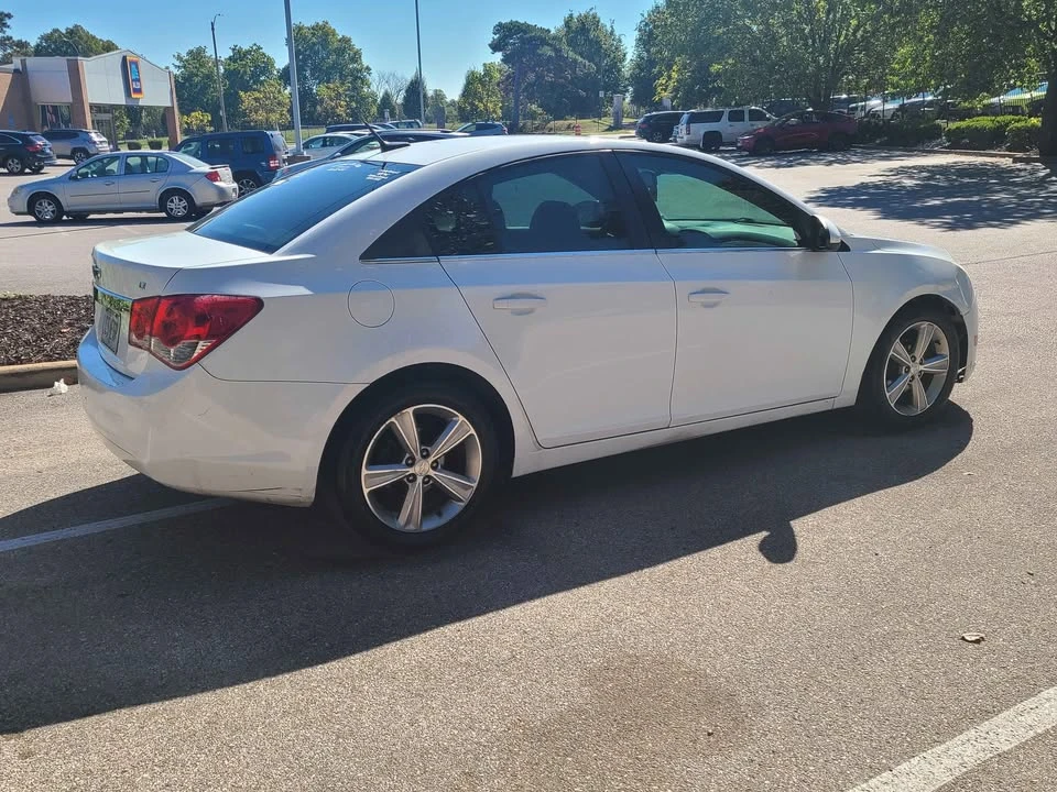 2014 Chevrolet Cruze - Image 6 of 10