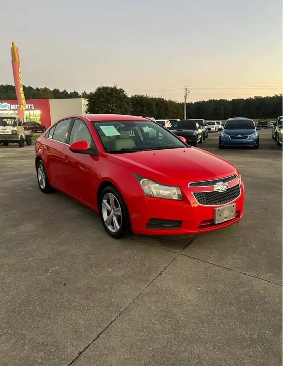 2014 Chevrolet Cruze - Image 2 of 7