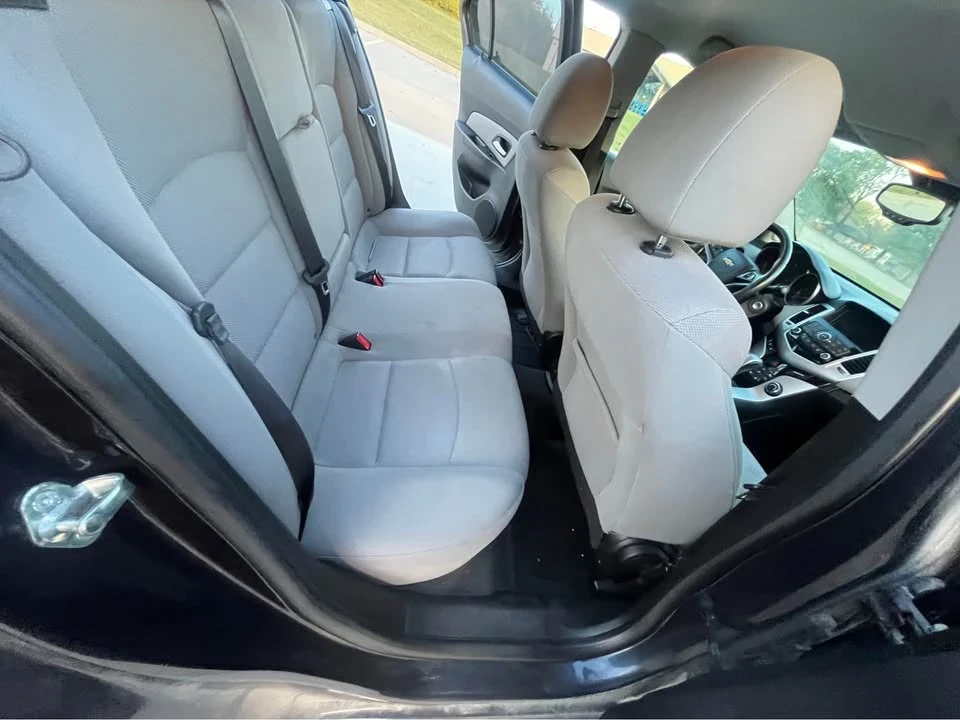 2014 Chevrolet Cruze - Image 8 of 11